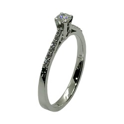 Gold Diamond Ring 0.27 CT. T.W. Model Number : 4050